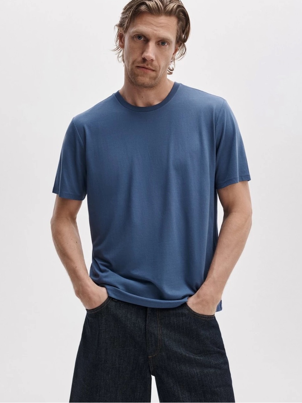 Rag & Bone Classic Tech Jersey Tee in Worn Indigo RF4925FT2TM- Still Full Price